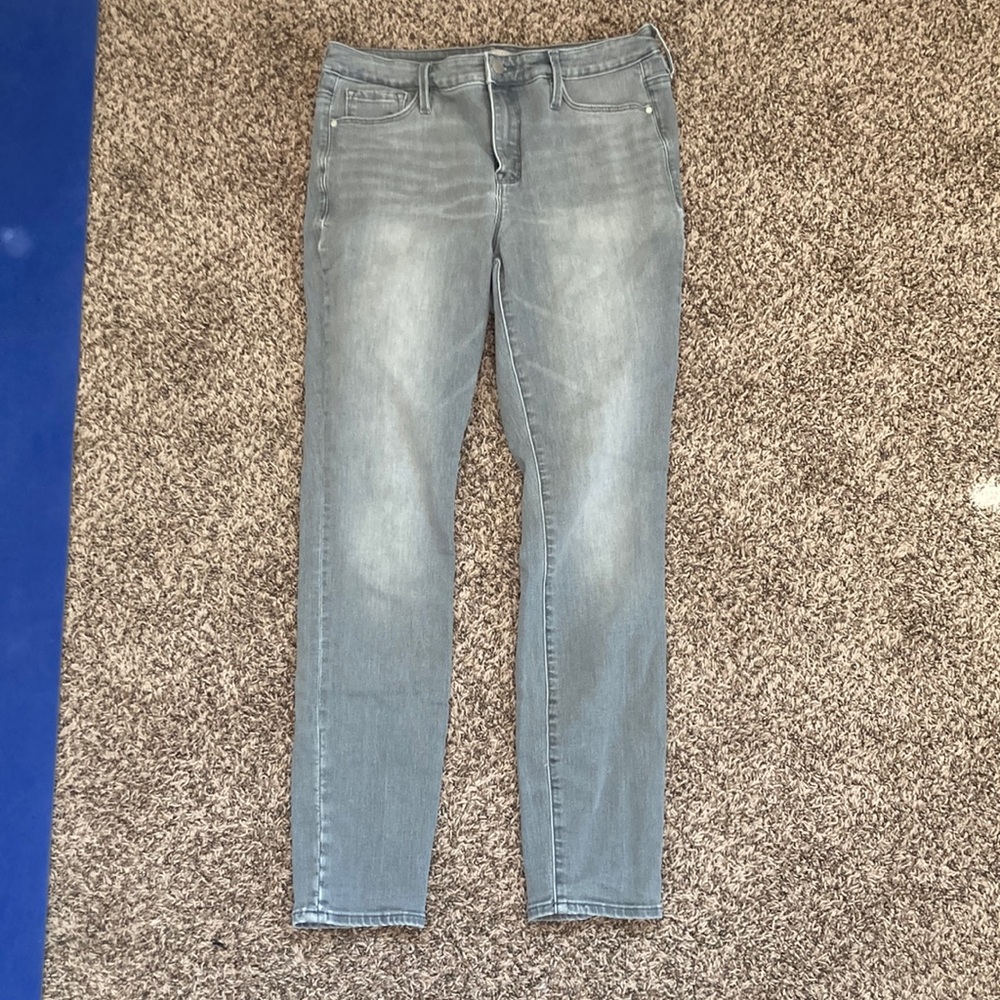 Worn twice stretchy Athleta sculpttek